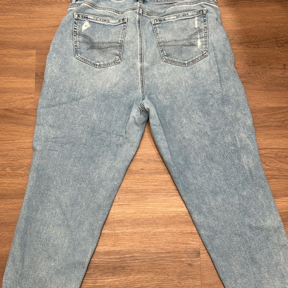 American Eagle Mom’s Straight Jean with Stretch - Picture 2 of 2